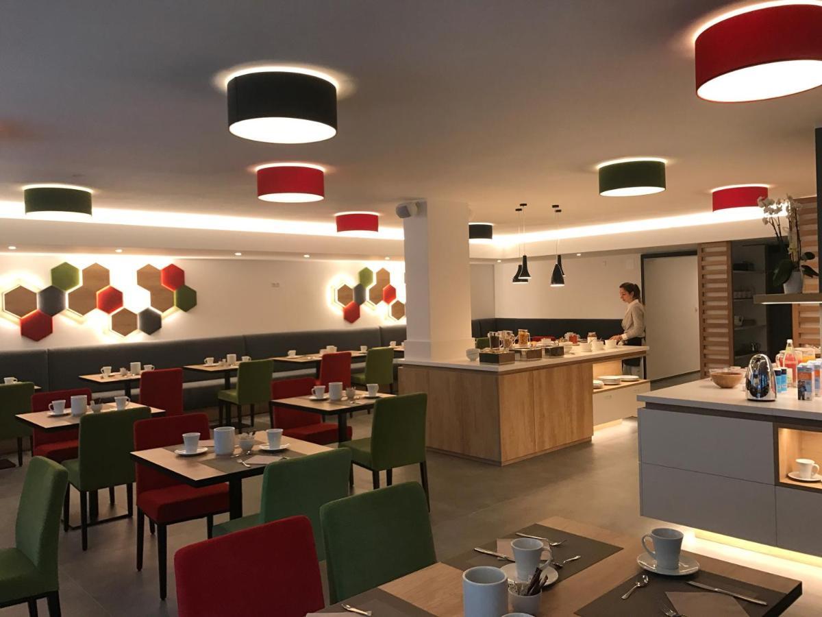 Tourist Hotel بريسّانوني المظهر الخارجي الصورة