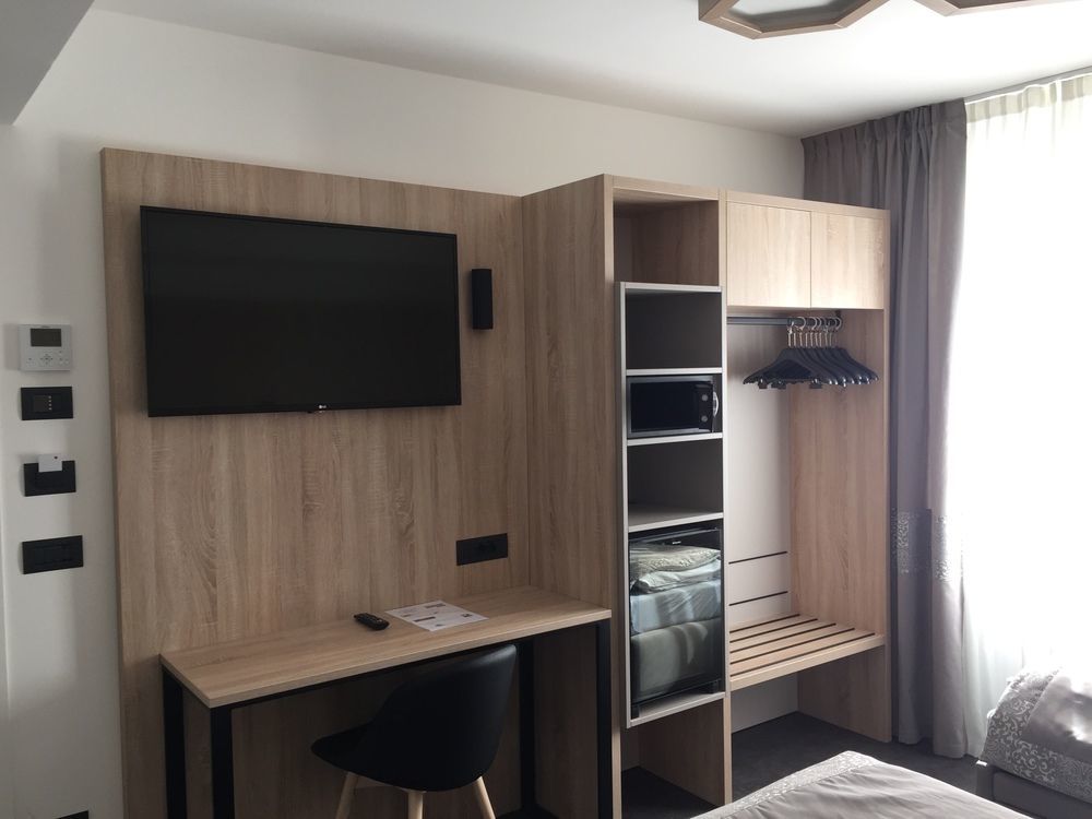 Tourist Hotel بريسّانوني المظهر الخارجي الصورة
