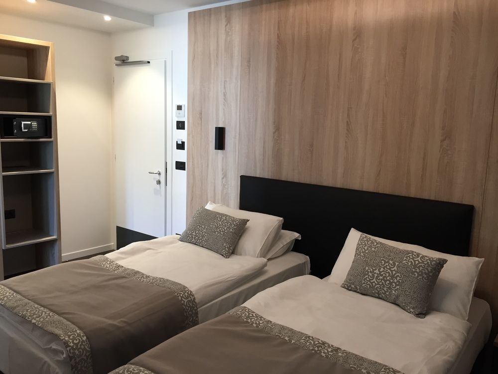 Tourist Hotel بريسّانوني المظهر الخارجي الصورة